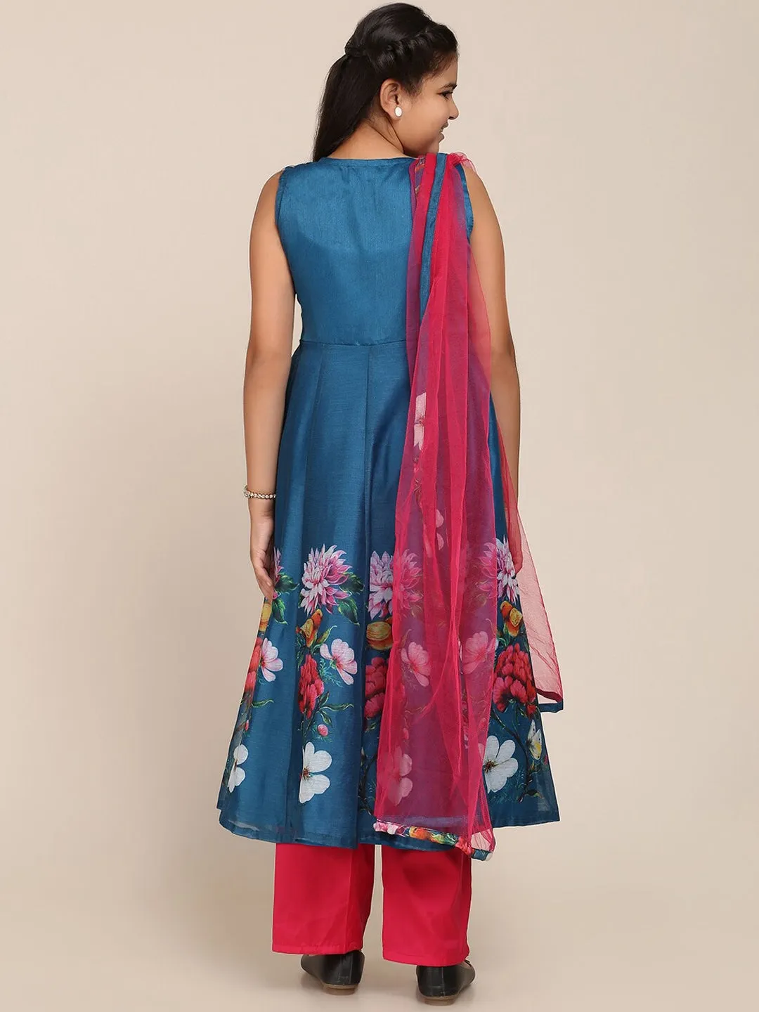 Girls Blue & Fuchsia Floral Printed Pleated Kurta With Trousers & Dupatta