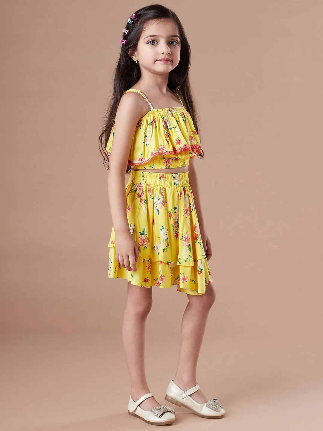 Girls Checked Sleeveless Top With Skirt