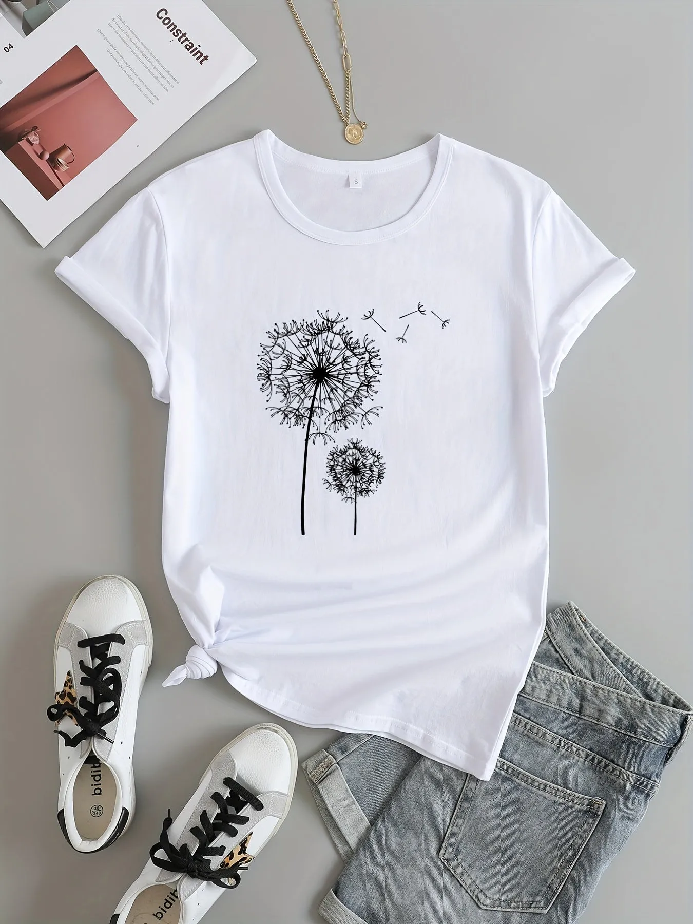 Graphic Print Crew Neck Tee Casual Summer Top for Women