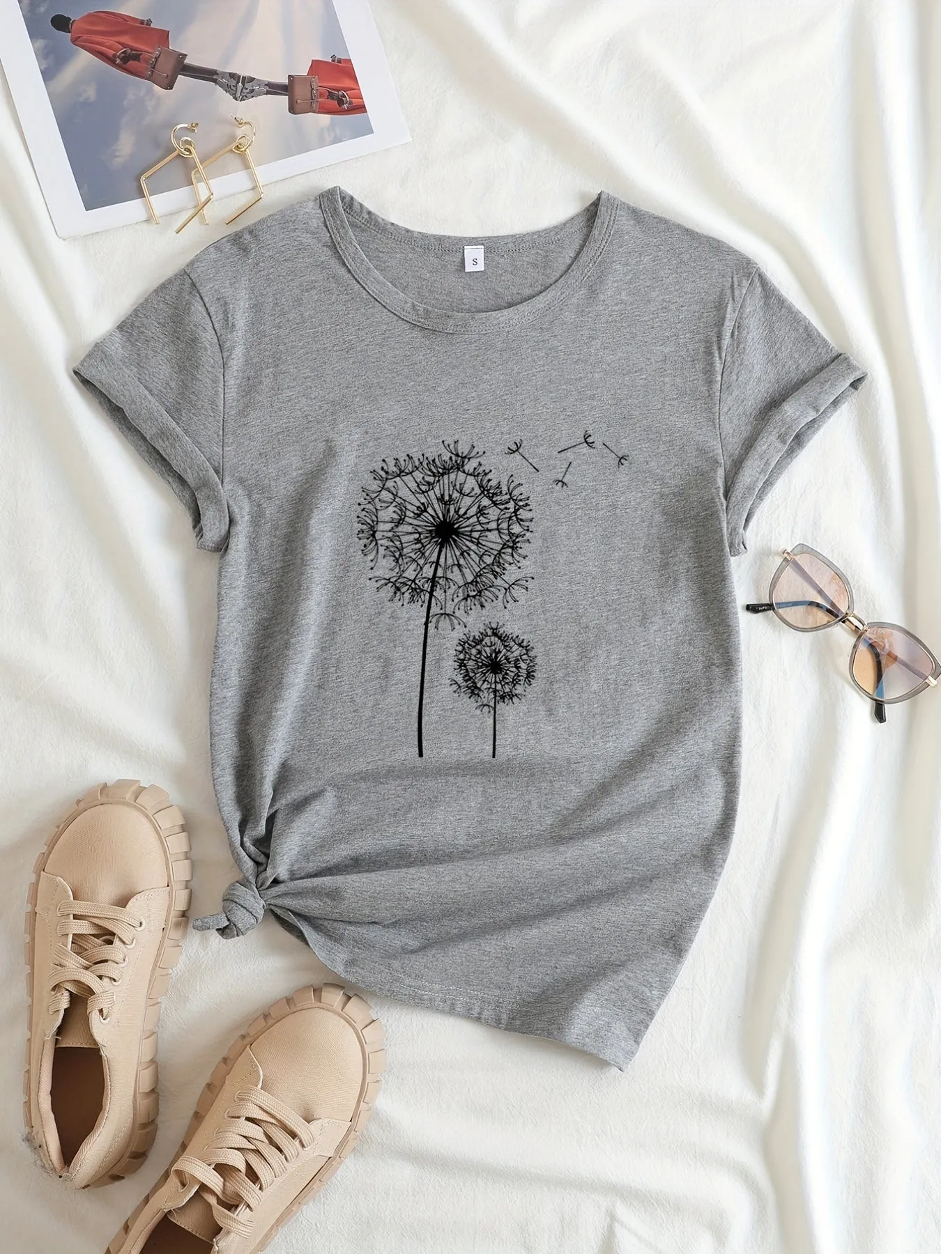 Graphic Print Crew Neck Tee Casual Summer Top for Women