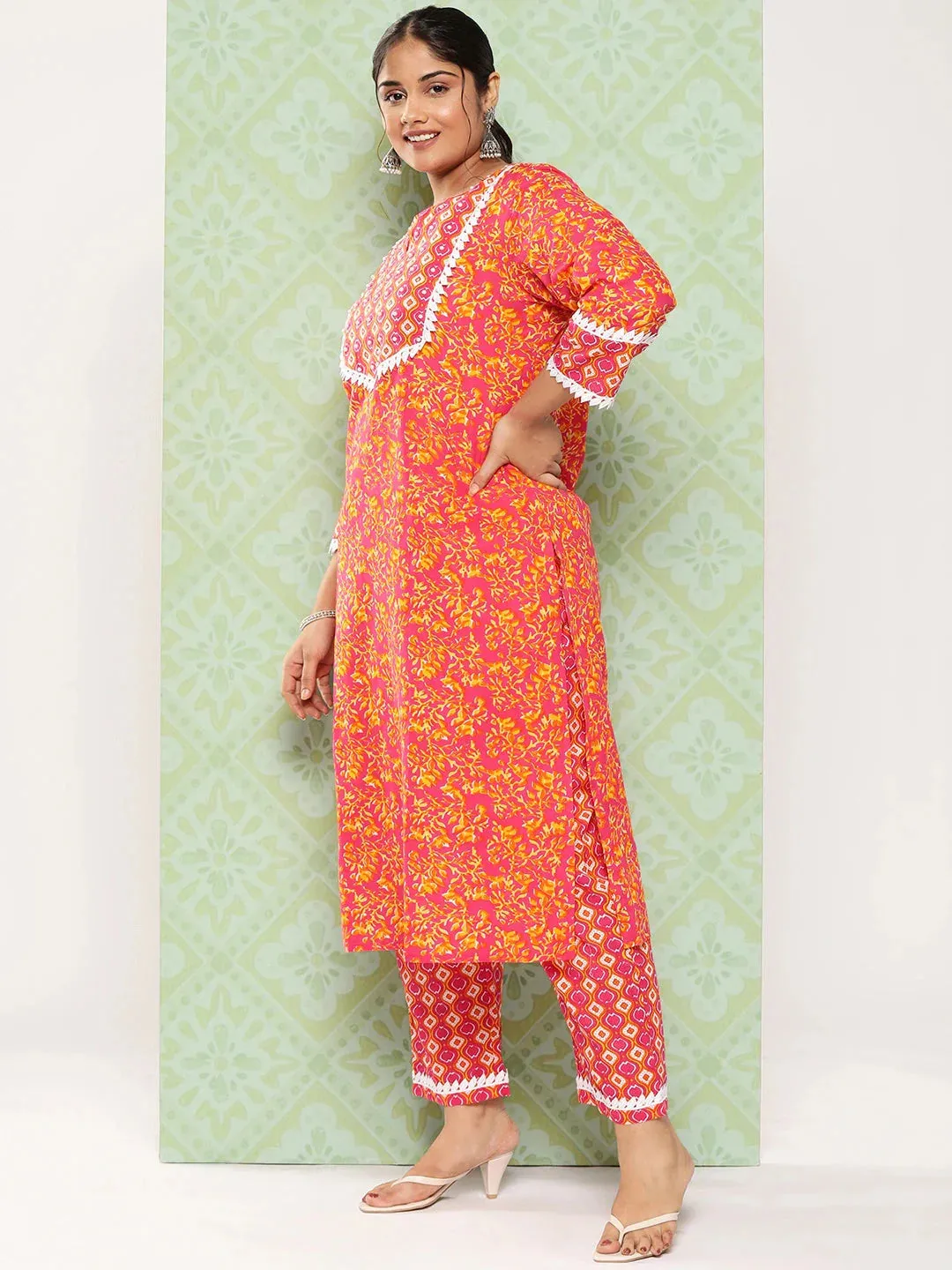 Plus Size Pink Floral Printed Pure Cotton Kurta With Trousers & With Dupatta