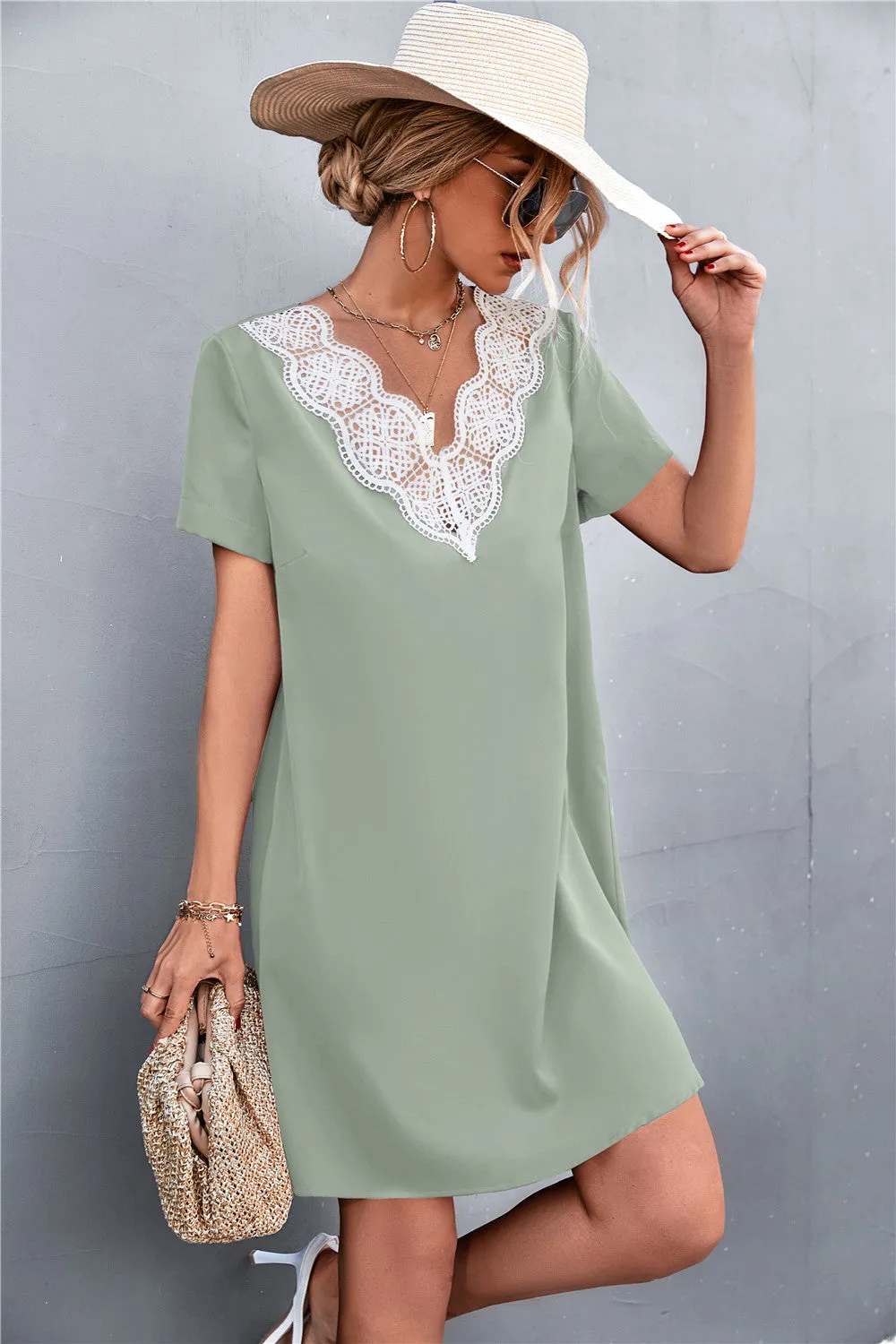 Spliced Lace Contrast Short Sleeve Dress