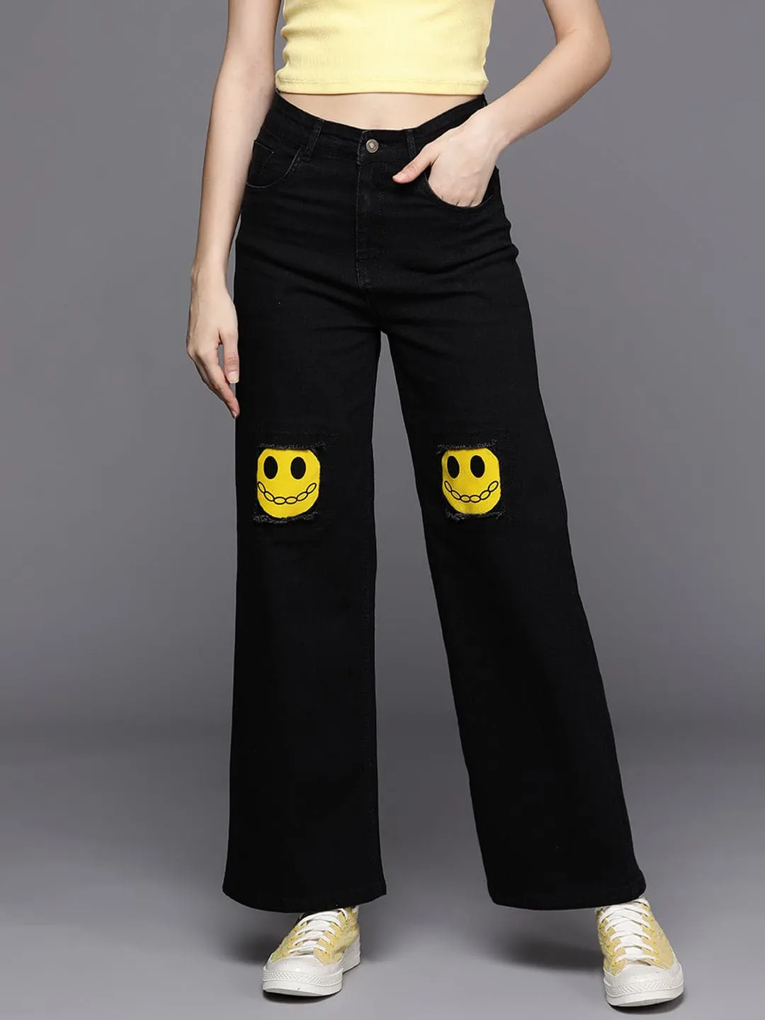 Women Black Smiley Print Straight Jeans