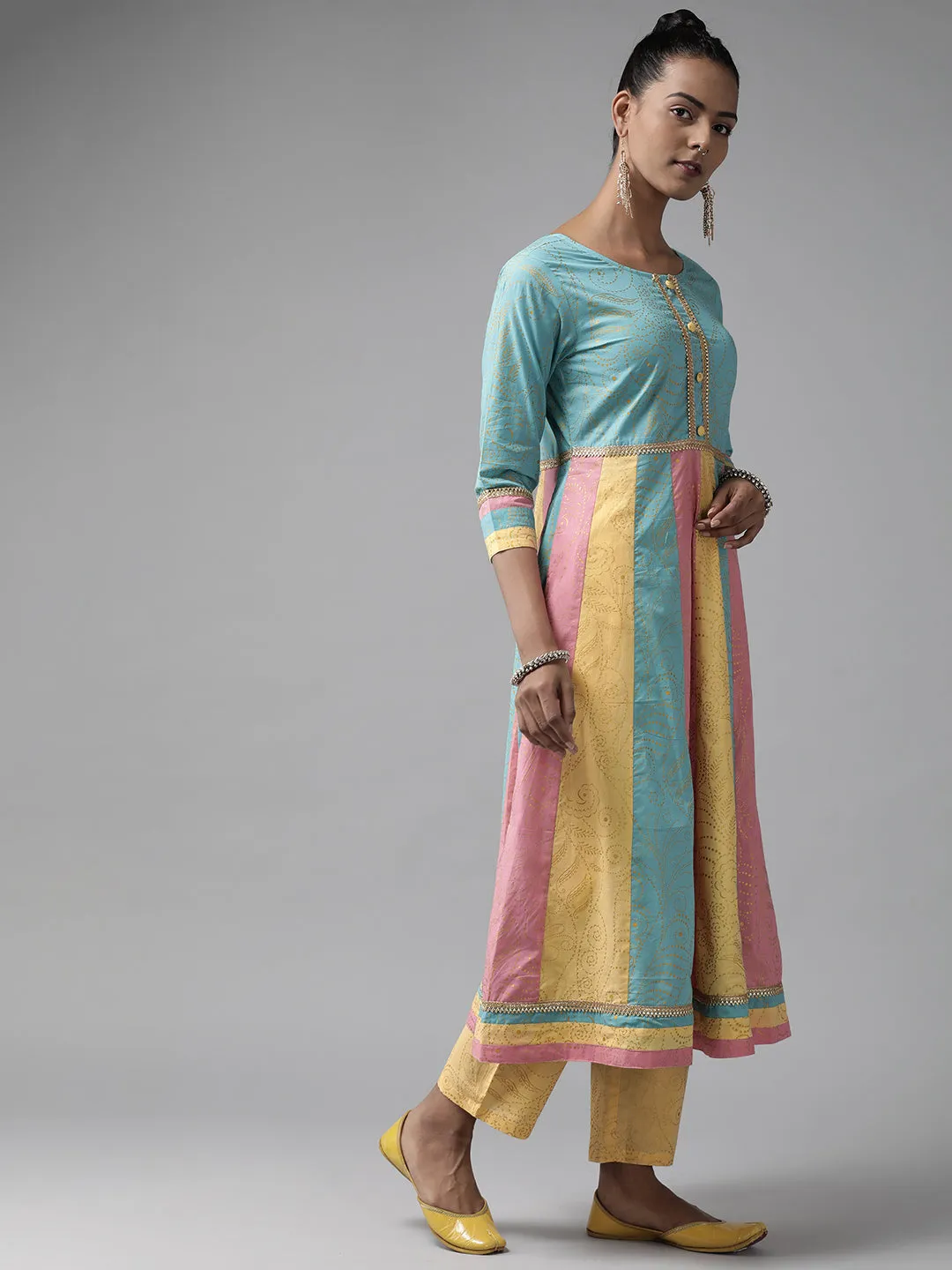 Women Green Bandhani Panelled Gotta Patti Pure Cotton Kurta With Trousers With Dupatta